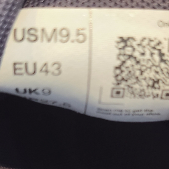 On Cloud 5 Running Shoee - Picture 4 of 4